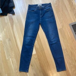 Me+Em Medium Wash Skinny Jean Sz 27